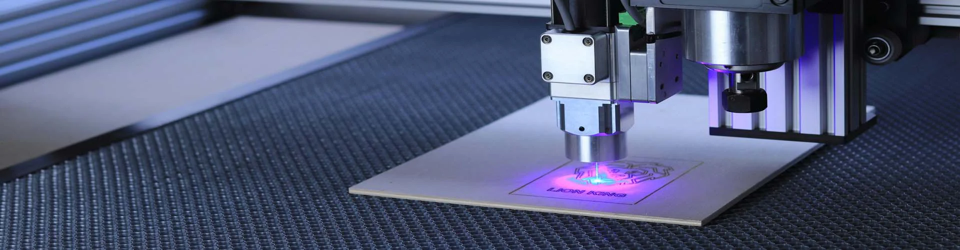 Jar zaitez gurekin harremanetan